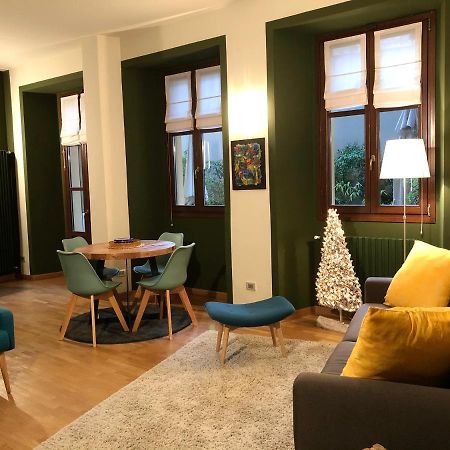 Apartament La Via Degli Artisti Arona Zewnętrze zdjęcie