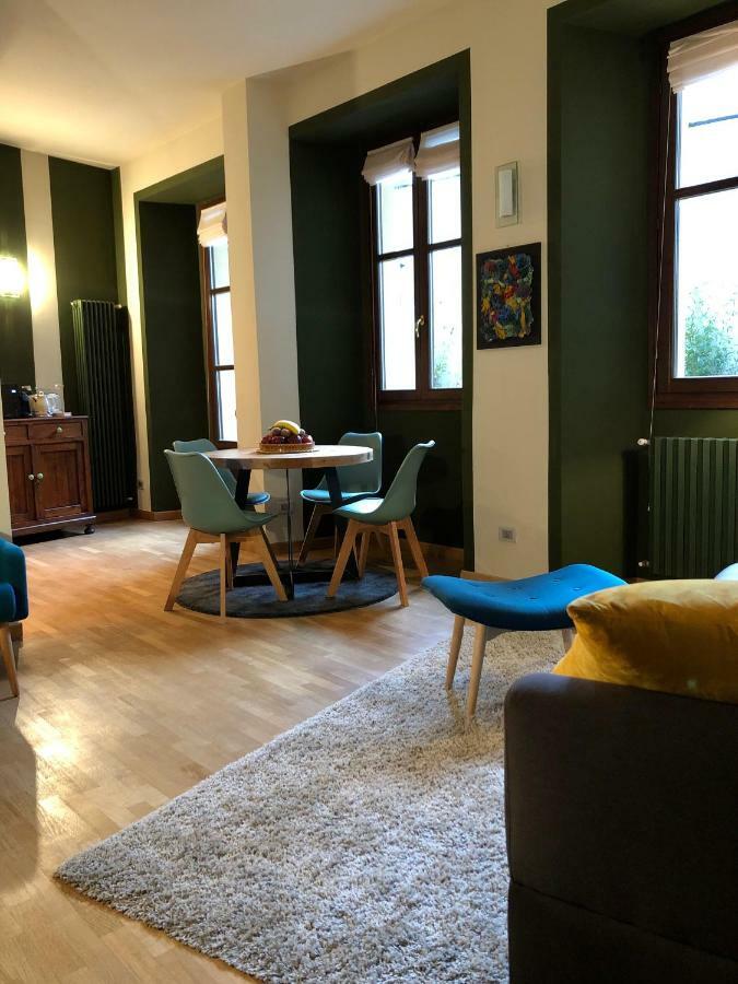 Apartament La Via Degli Artisti Arona Zewnętrze zdjęcie
