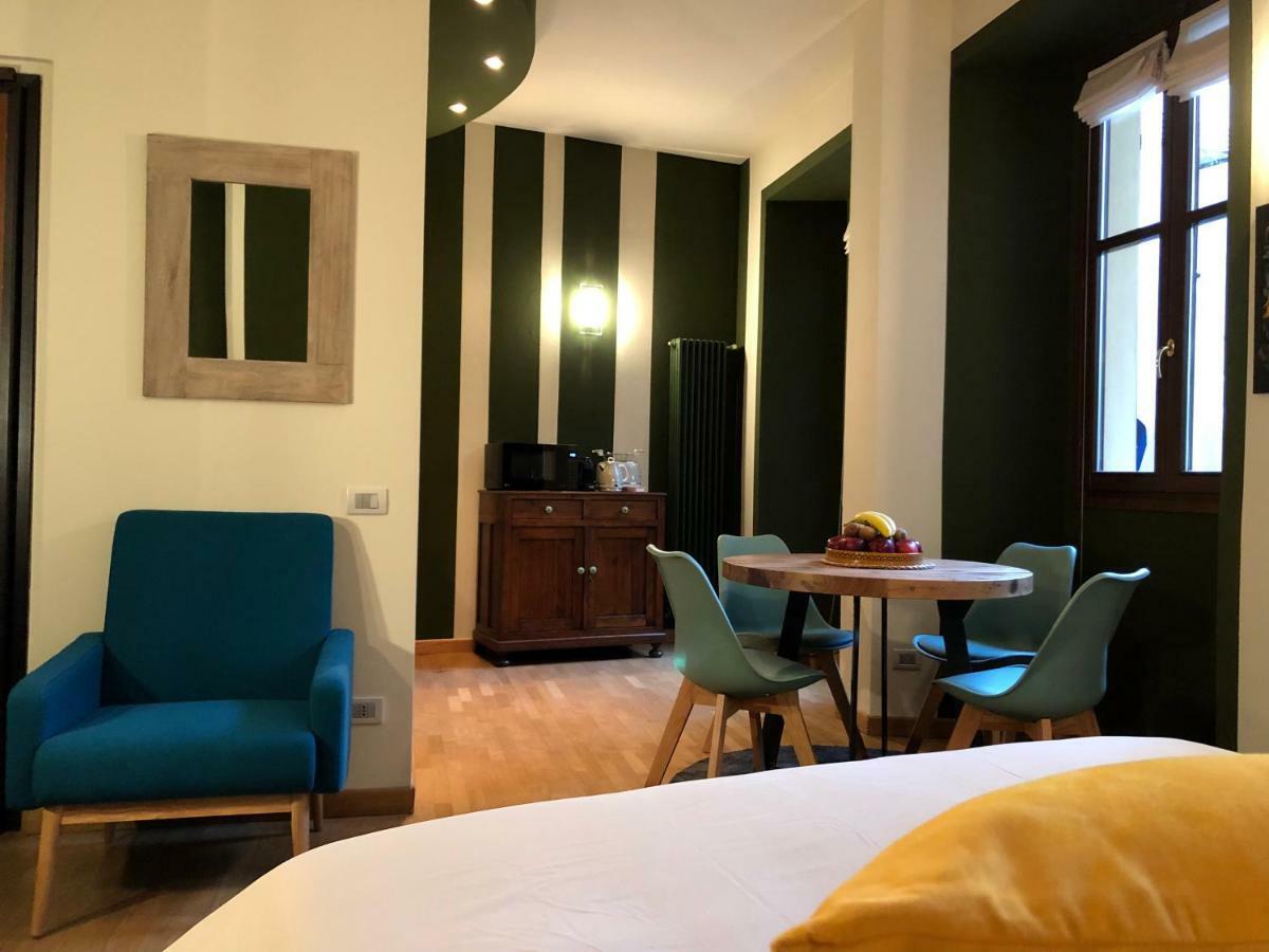 Apartament La Via Degli Artisti Arona Zewnętrze zdjęcie