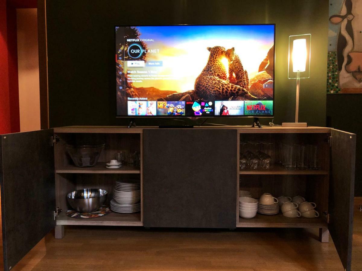 Apartament La Via Degli Artisti Arona Zewnętrze zdjęcie