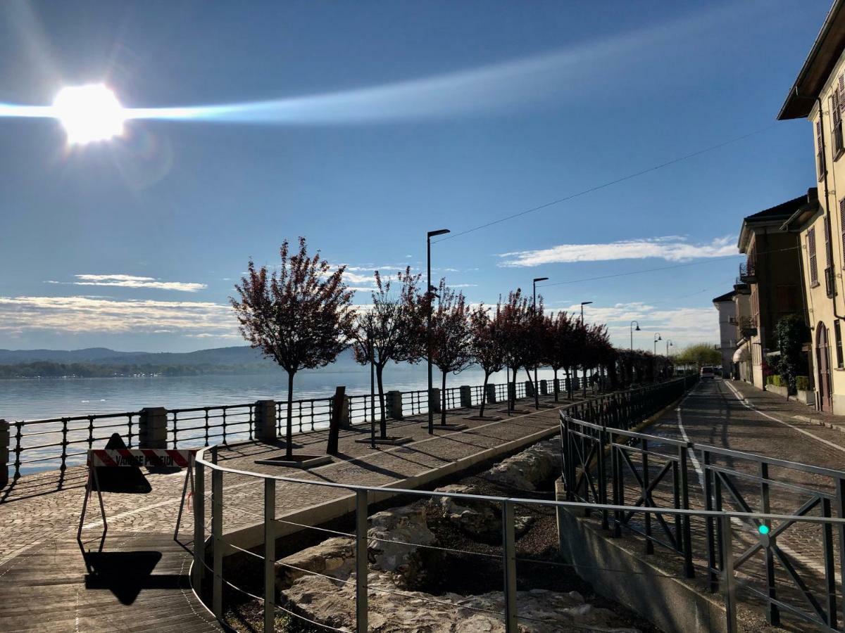 Apartament La Via Degli Artisti Arona Zewnętrze zdjęcie